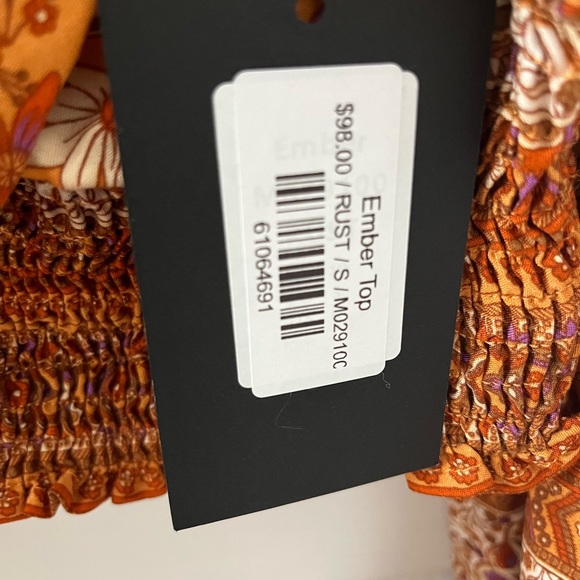 Off the shoulder top - Picture 3 of 5